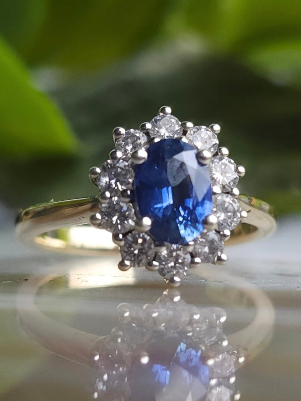Vintage Ceylon Sapphire Halo Diamond 14k Gold Ring - High Quality